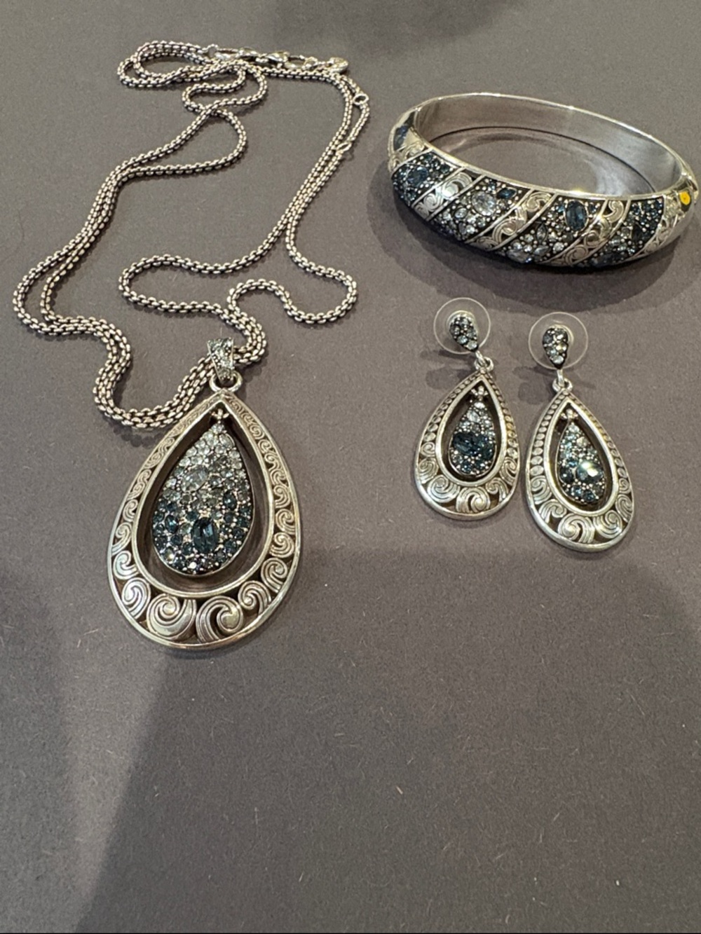 Silver Teardrop Necklace & Earring Set with Blue Crystals